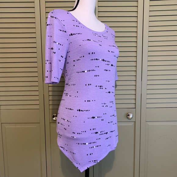 Asymmetrical Knit Tee in Lavender - Picture 2 of 14